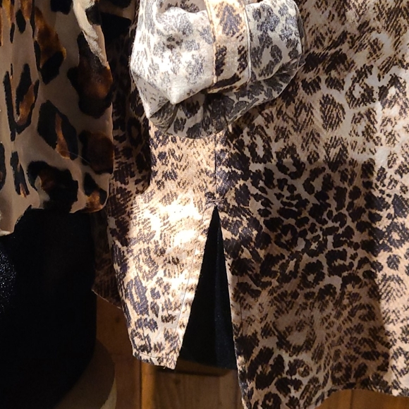 Westbound blouse leopard print size large - Picture 6 of 10